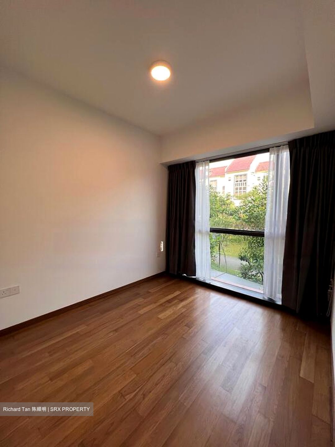 Royalgreen (D10), Condominium #590745721